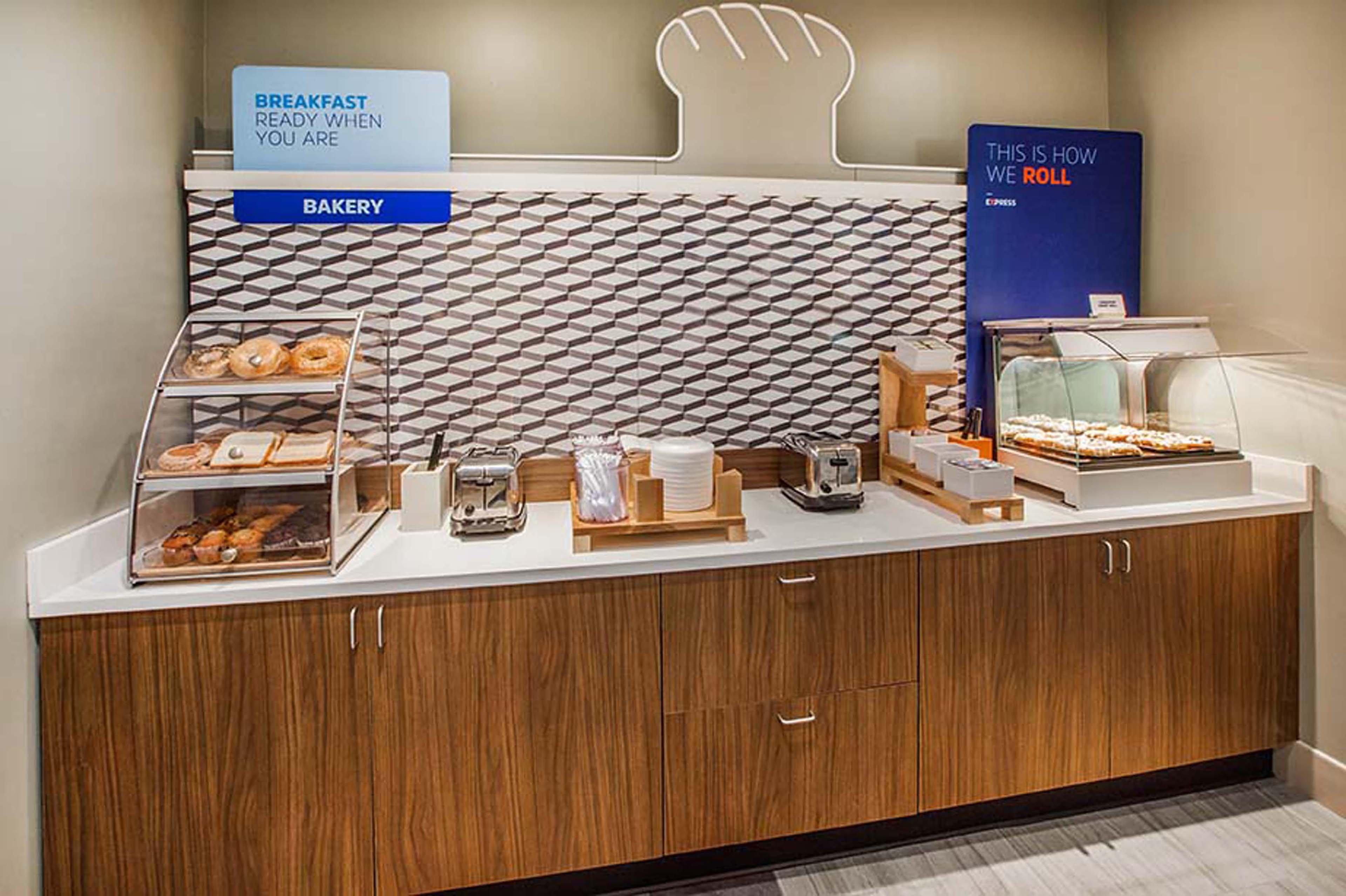 Holiday Inn Express And Suites Lafayette East By Ihg Екстер'єр фото